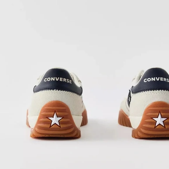 Women’s Converse Run Star Trainer Casual Shoes - Egret/Black/Honey A08262C - Picture 10 of 12